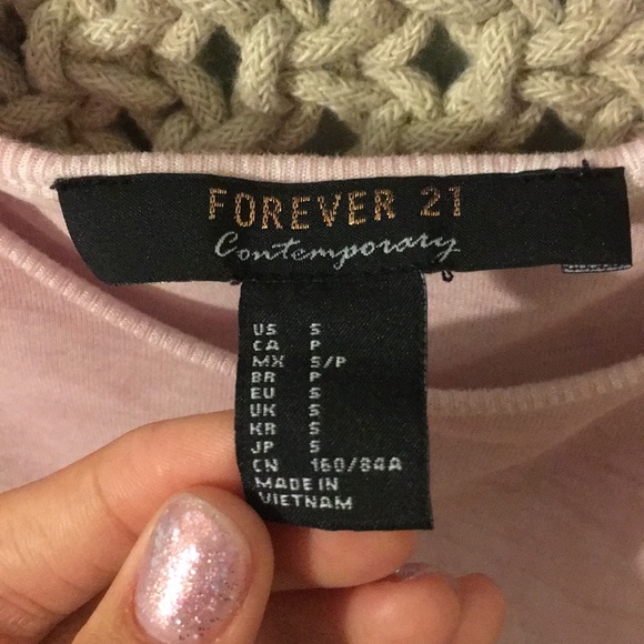 basic pink tee - Picture 3 of 4